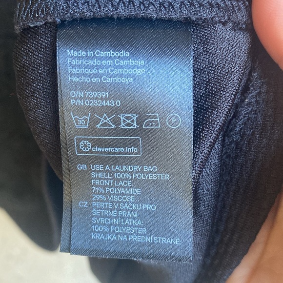 H&M Lace Peplum Top - Picture 6 of 10